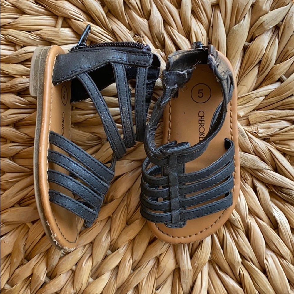 Sandal